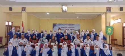 Serah Terima Mahasiswi Poltekes Kartini Jakarta ke Srimartani
